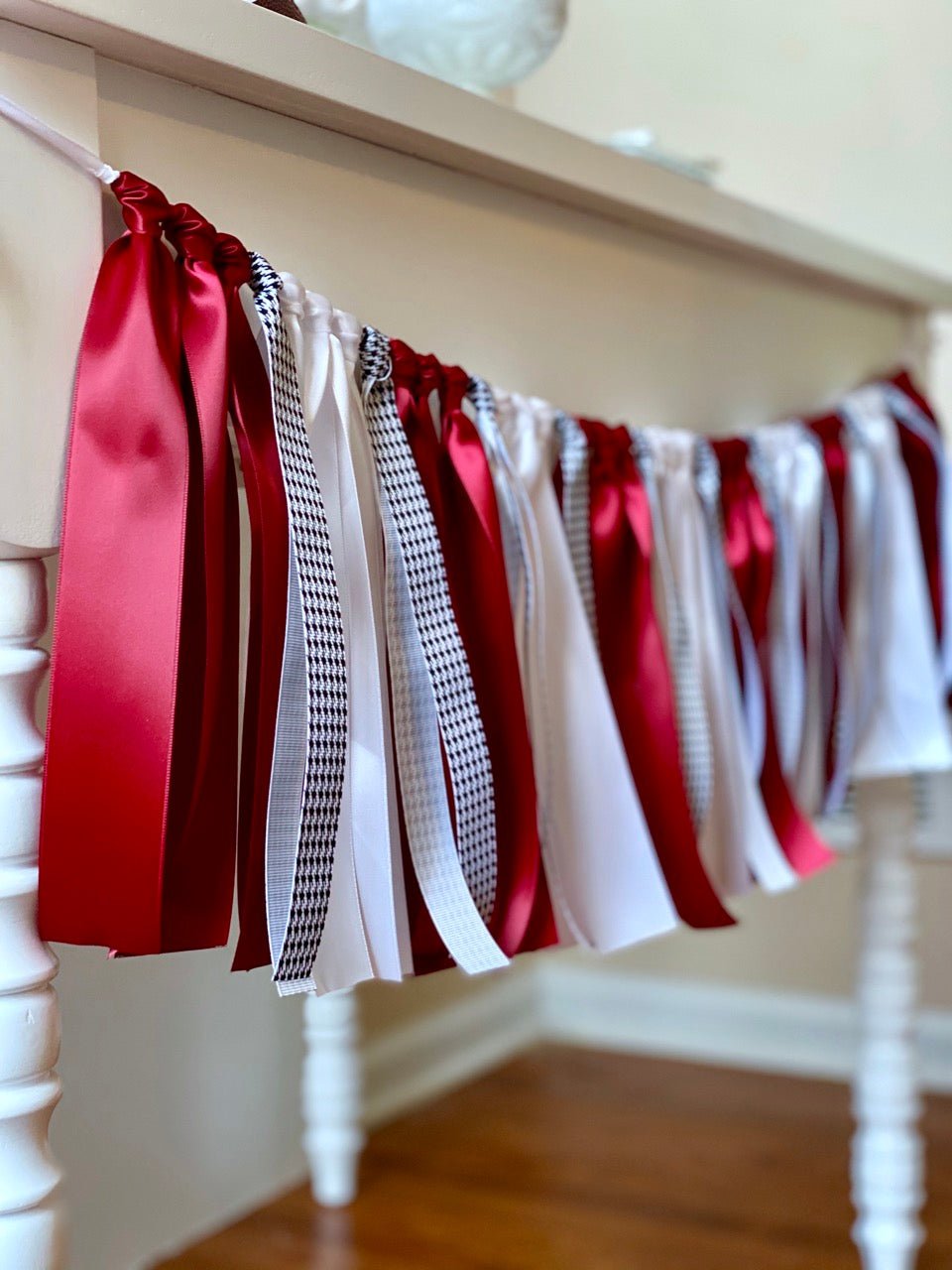 Crimson Houndstooth Ribbon Bunting - FREE Shipping - The Party Teacher - left side view