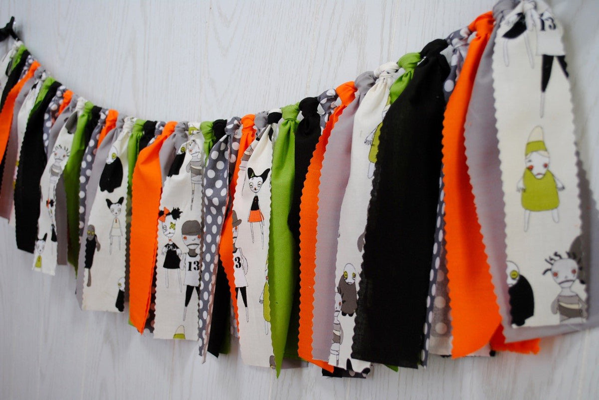 Zombie Fabric Bunting - FREE Shipping - The Party Teacher