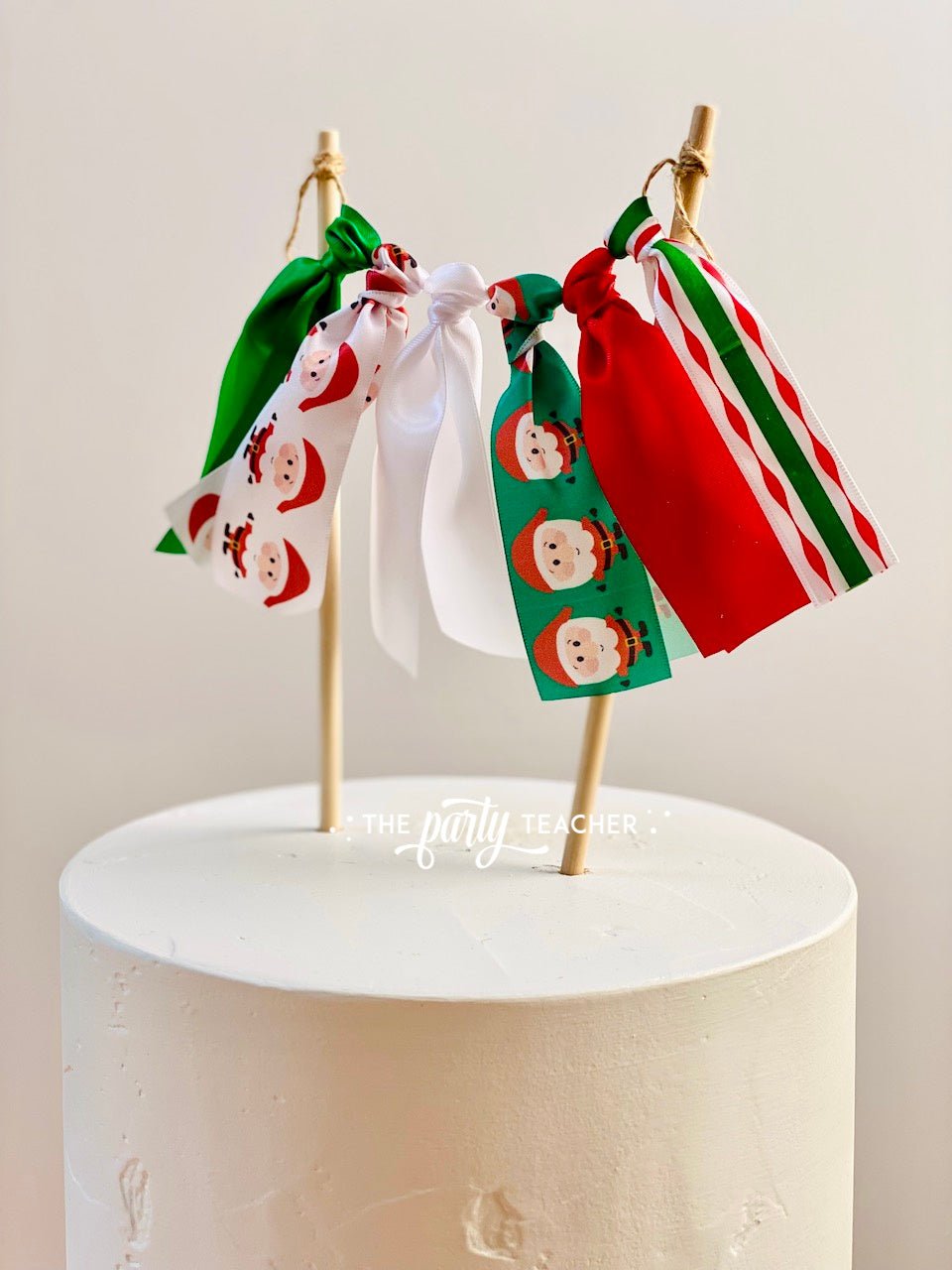 Santa Ribbon Cake Topper - The Party Teacher